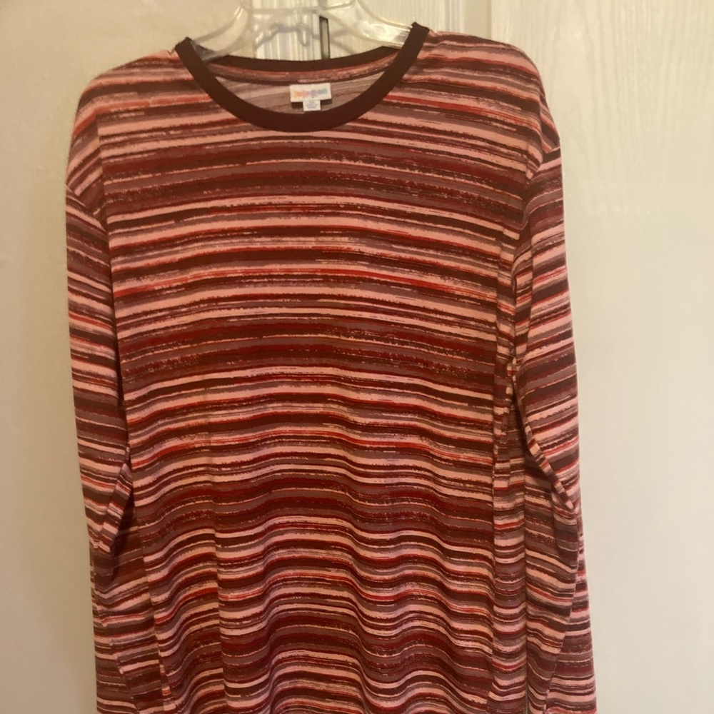 Long sleeve lularoe tee size med